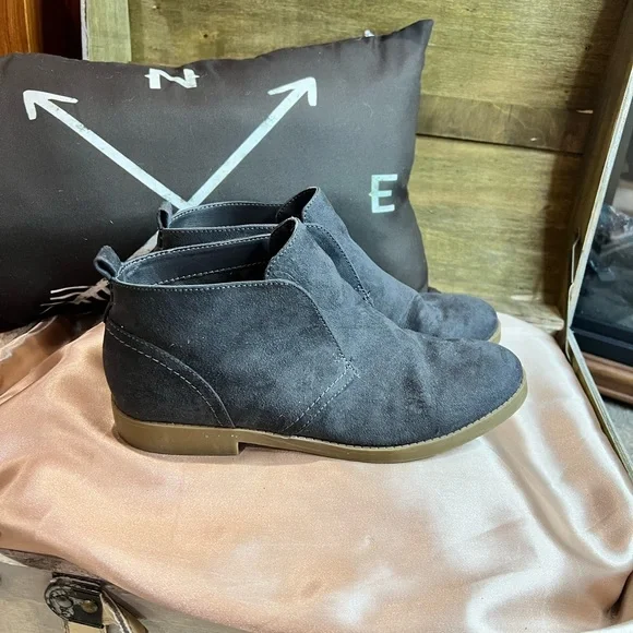 Indigo Rd booties - Picture 4 of 8